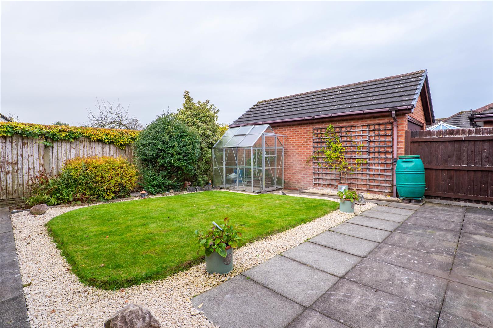 3 bed property in Silverdale, Preston